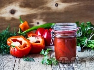 Рецепта Чушки камби с пикантен доматен сос в буркани за зимата